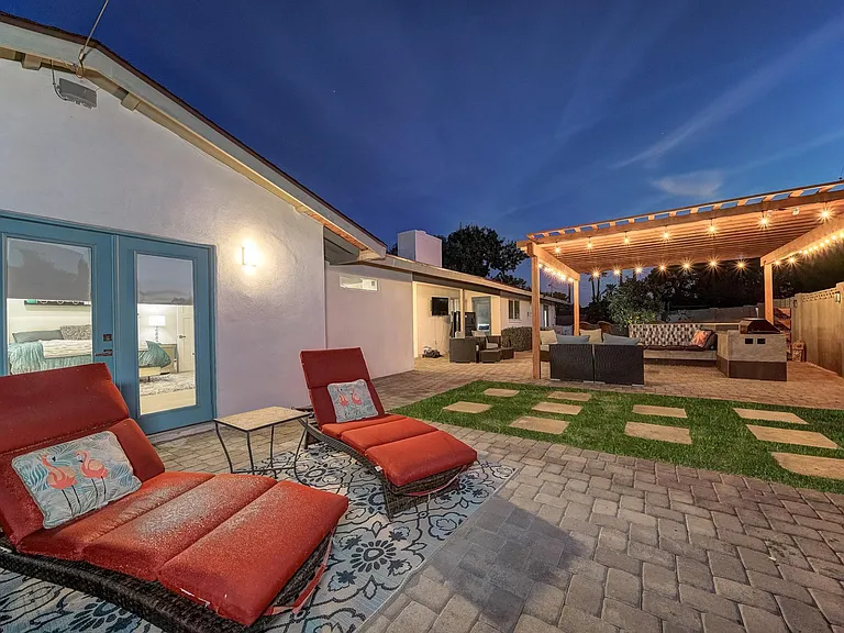 4623 E Earll Dr — Photo 47