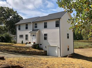 51 Glenwood Rd, Clinton, CT 06413