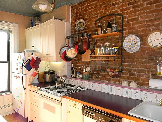 Sold by Orrichio Anderson | media 14