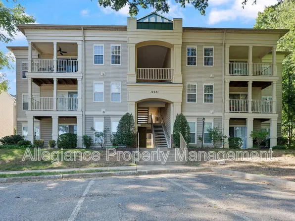 13621 Garfield Pl APT 303, Woodbridge, VA 22191