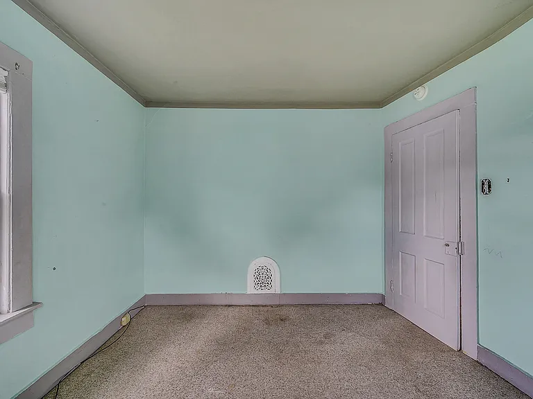 608 S Rear Webster #1 — Photo 4