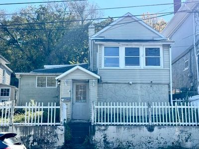 1330 E 6th St, Bethlehem, PA, 18015