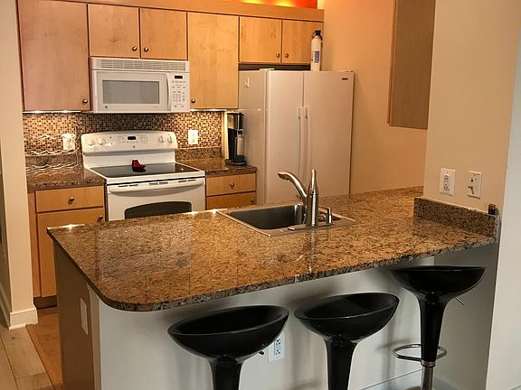 Breakfast bar