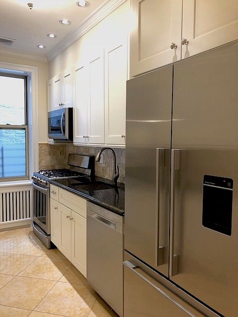 1st image of 166 E 92nd St APT 3E