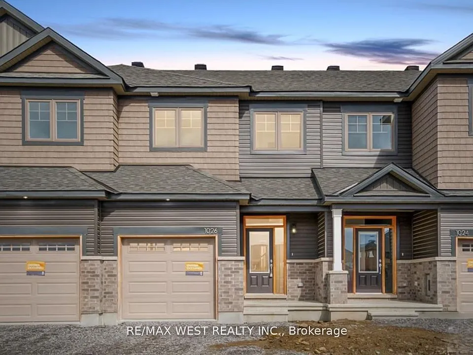 1026 Kijik Cres