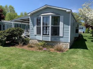 3 Viola Dr #404, Plainville, MA 02762