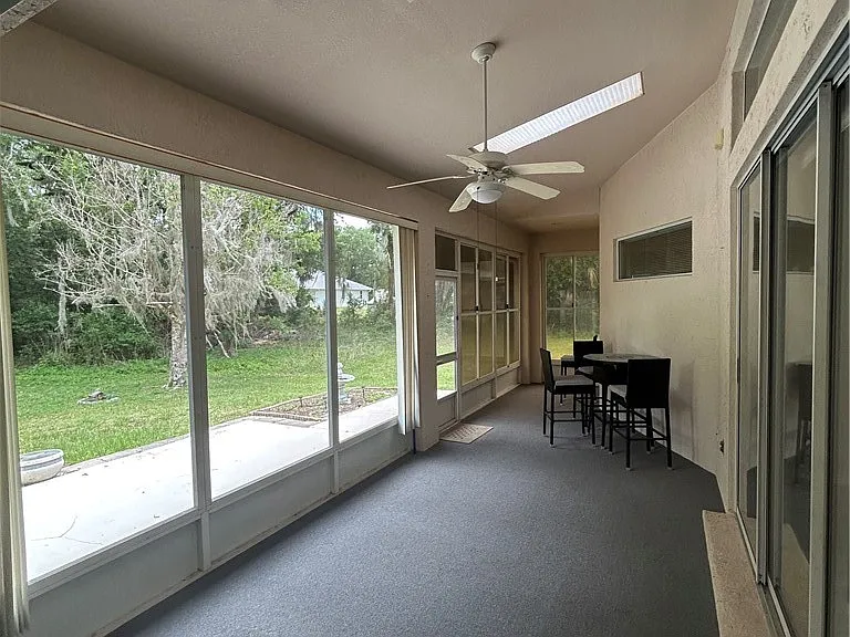 2675 N Canterbury Lake Dr — Photo 2
