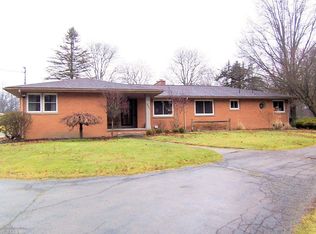 4881 Leffingwell Rd, Canfield, OH 44406
