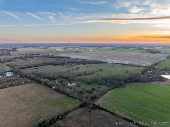 60 E 740th Rd, Wagoner, OK 74467