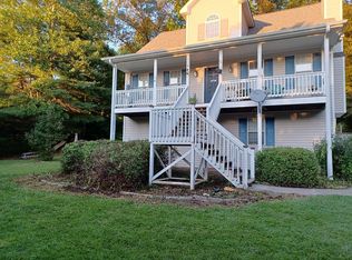 201 Calusa Lake Ct, Ball Ground, GA 30107