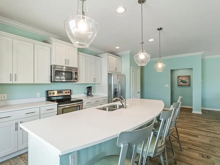 6552 Carlinga Dr — Photo 10
