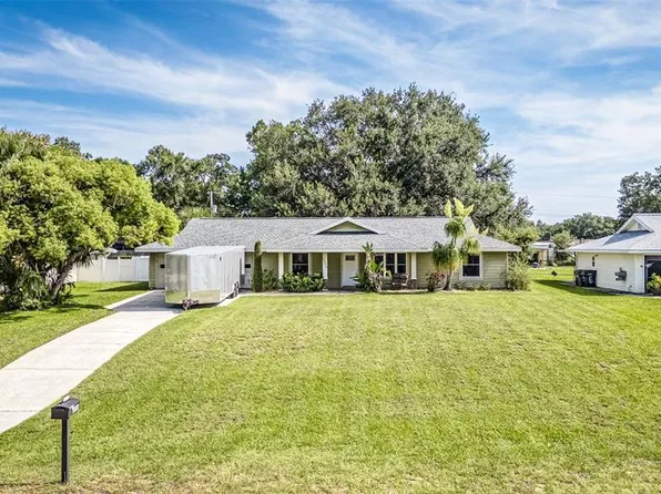 2056 Broken Arrow Trl N, Lakeland, FL 33813