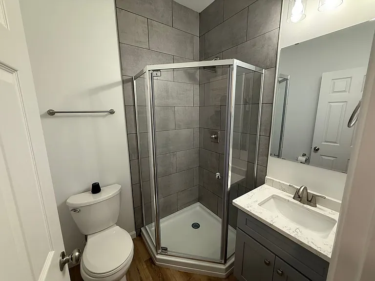 1101 S Alston Ave #B — Photo 8