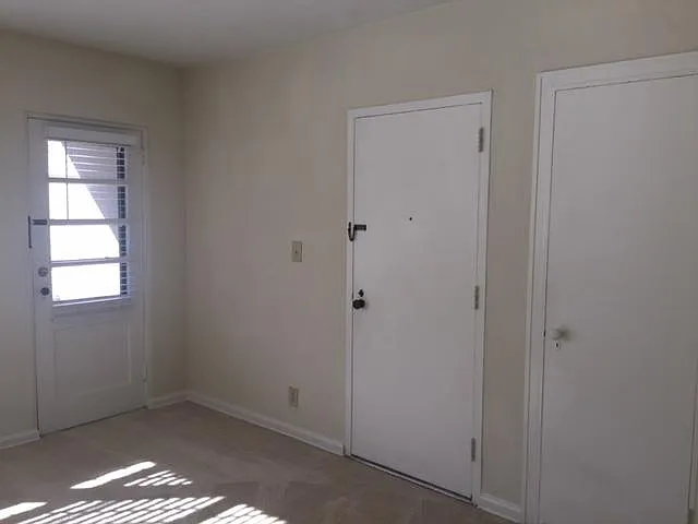 601 Cleveland St #2F — Photo 7