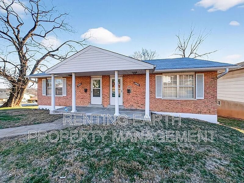 1st image of 8908 Scottdale Ave
