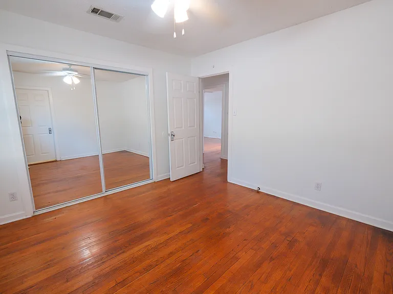 3900 Dexter Ave — Photo 9