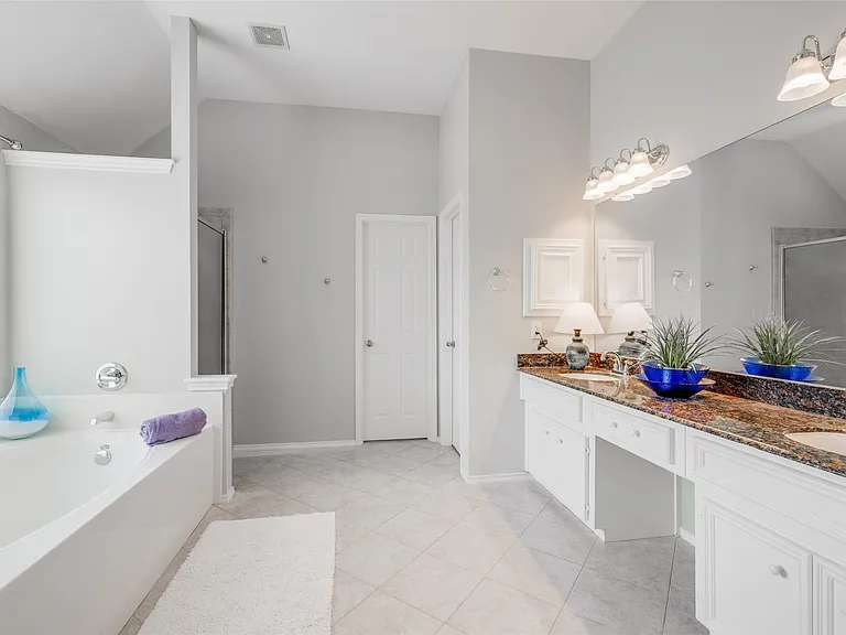 12414 N Shadow Cove Ln — Photo 28