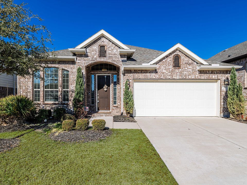 1st image of 913 Baynes Dr