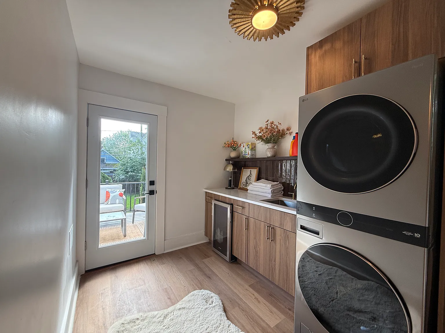 3 bed, 1635 sqft, $3,600 — Photo 4