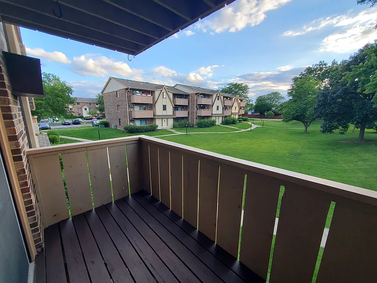 12 Echo Ct #8 — Photo 13