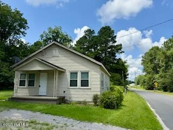 3820 Lynn Avenue, Castle Hayne, NC 28429