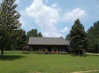37 Cecil Taylor Rd, Purvis, MS 39475