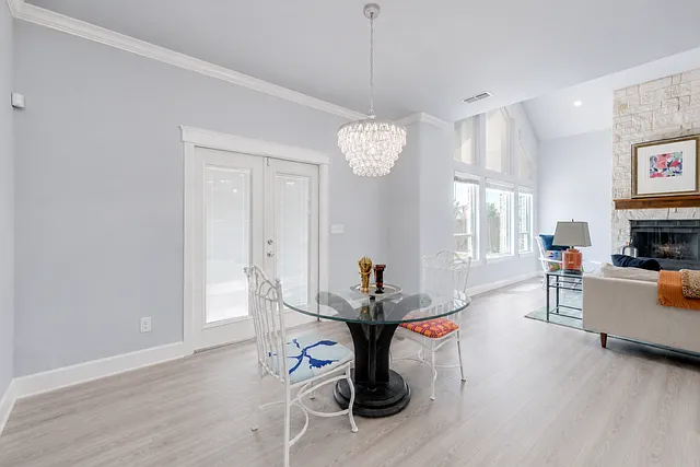 325 Mill Creek Dr — Photo 8