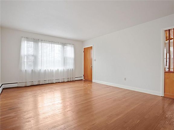 2nd image of 57 Stansbury St