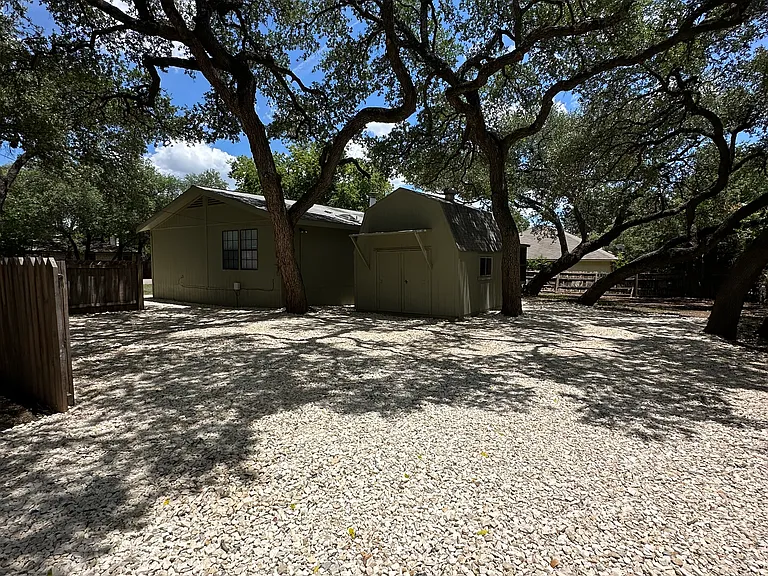 2705 Cypress Ln — Photo 26