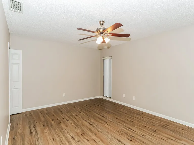 7815 Capwood Ave — Photo 12