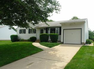 7 Banbury Rd, Hamilton, NJ 08690