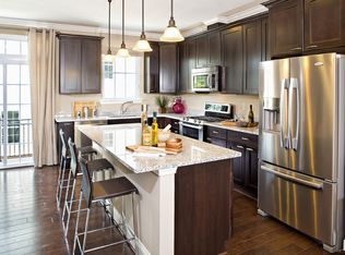 207 Meridian Ln, Towson, MD 21286