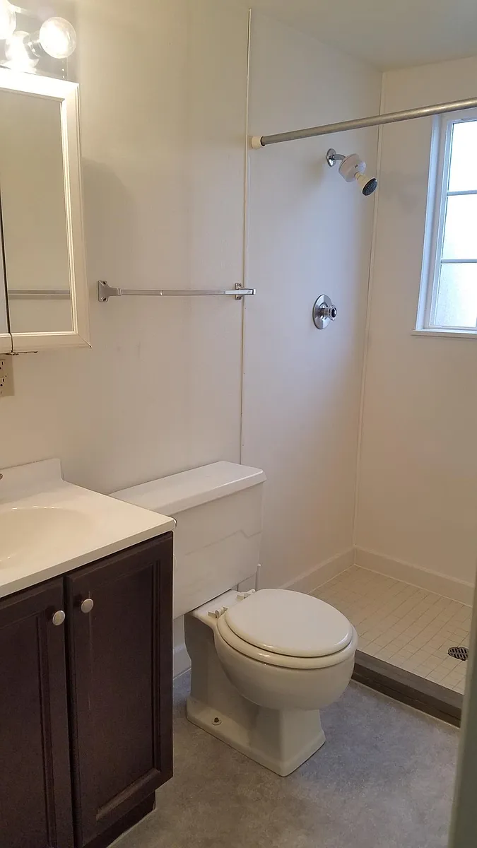 bathroom with shower - 1304 Hillcrest Dr #GARDEN LEVEL