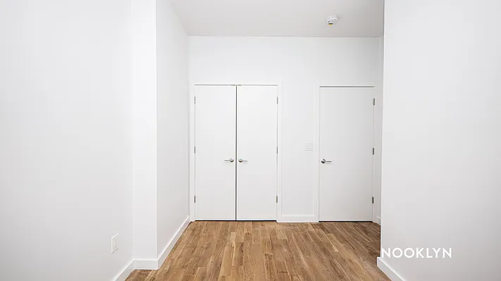 Rented by Nooklyn NYC LLC | media 31