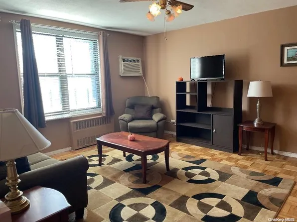 209-10 41st Avenue #1E, Bayside, NY 11361