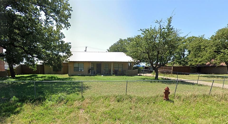 385 Rolling Oaks Dr, Giddings, TX 78942 MLS 7168355 Zillow