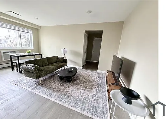 350 U St NE #105