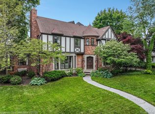 753 Grand Marais St, Grosse Pointe Park, MI 48230
