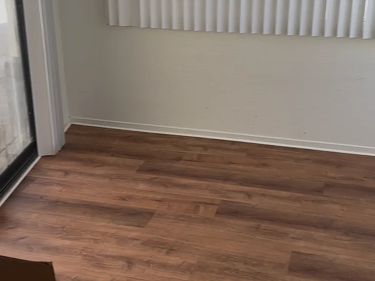 Dining room/office.