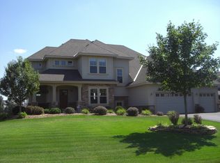 20352 Islandview Cir, Lakeville, MN 55044