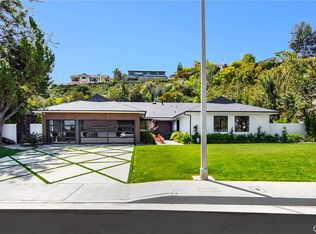 3855 Corbin Ave, Tarzana, CA 91356