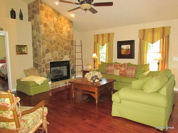 20130725235835675598000000-o