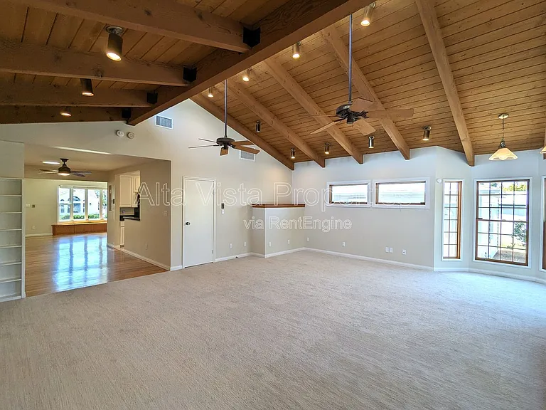 5115 Manchester Rd — Photo 11