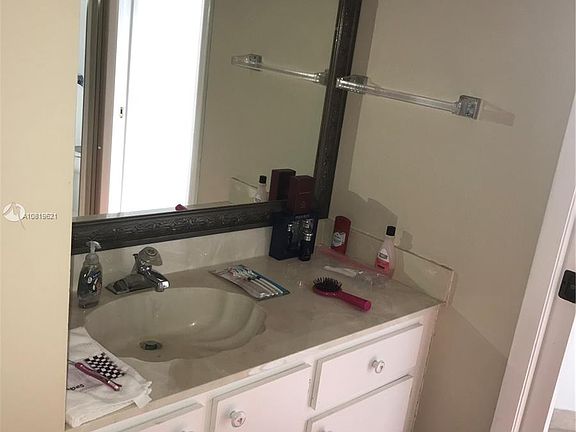 2nd image of 2609 SE 19th Ct #101-B