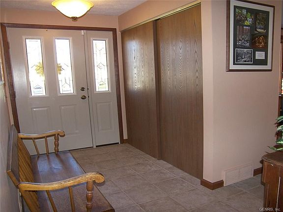 2nd image of 43 Havenwood Dr