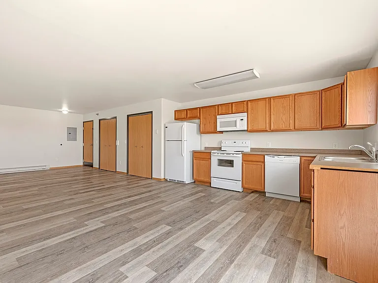 Step into the spacious interiors of Paramount at the Bluffs Apartments, where modern design meets comfort. Enjoy sleek finishes, ample storage, and an inviting atmosphere. Schedule a tour today to see your future home!