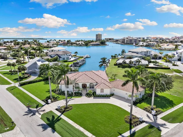 800 Arcadia Ct, Marco Island, FL 34145