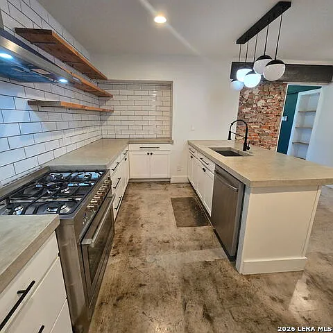 Craig Place — Photo 3