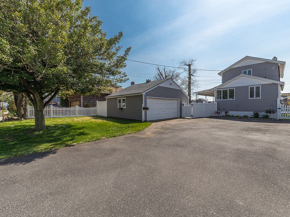 1st image of 824 Guy Lombardo Ave