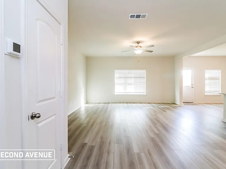 335 Condie Russell Ave — Photo 6